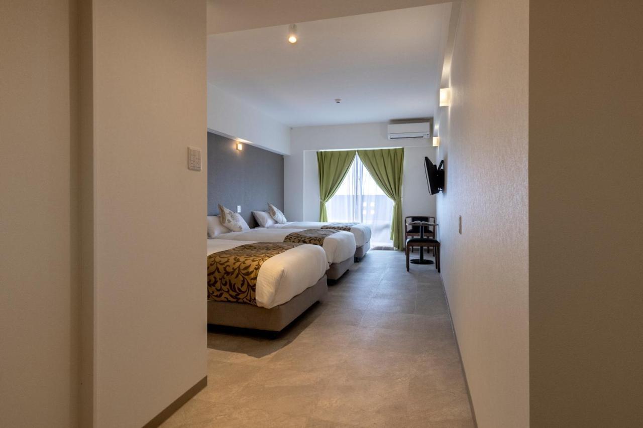 Mr Kinjo Grand Cats Aparthotel Ishigaki  Exterior photo